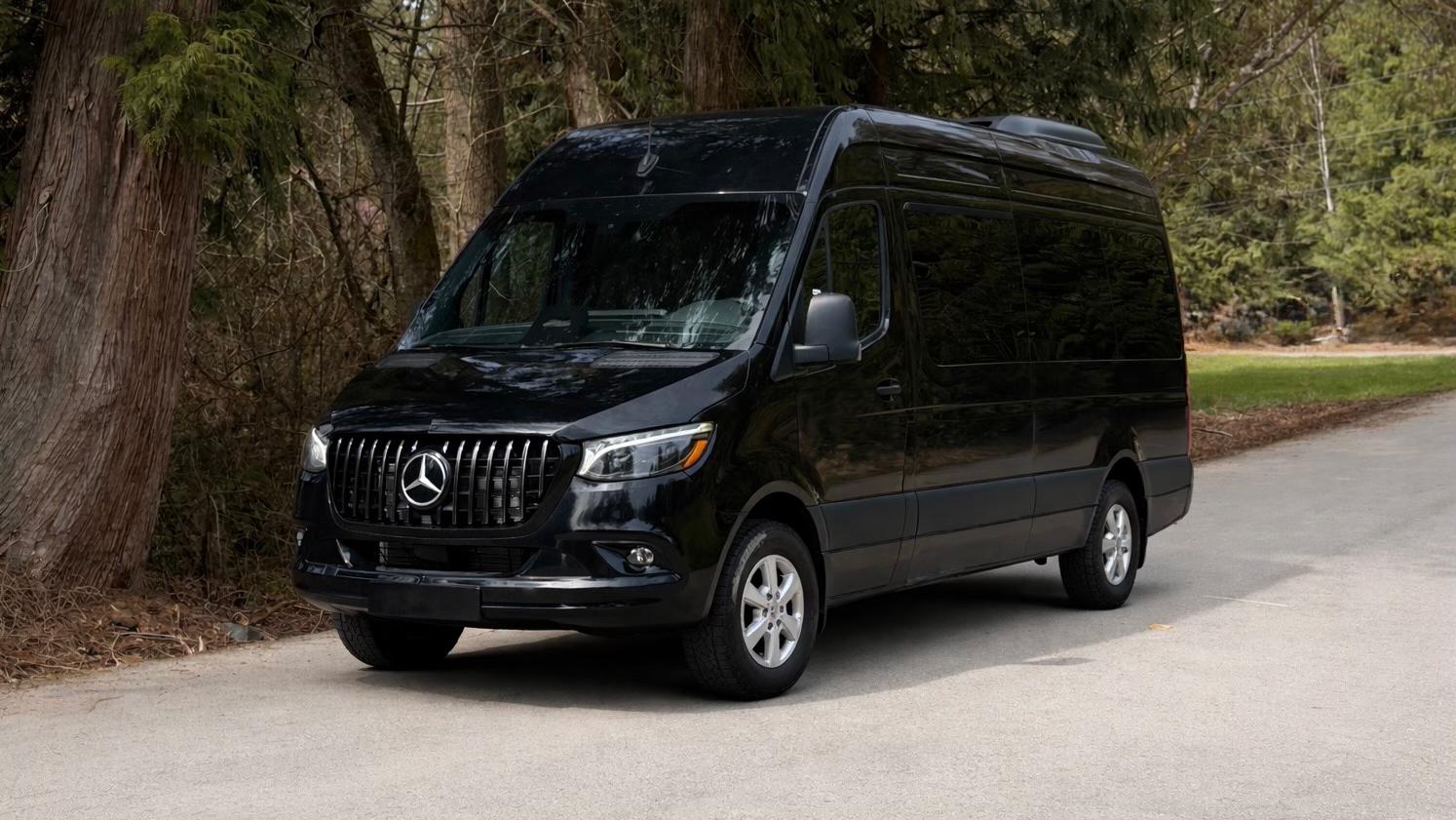 Mercedes-Benz Sprinter 2025 in Kent, WA