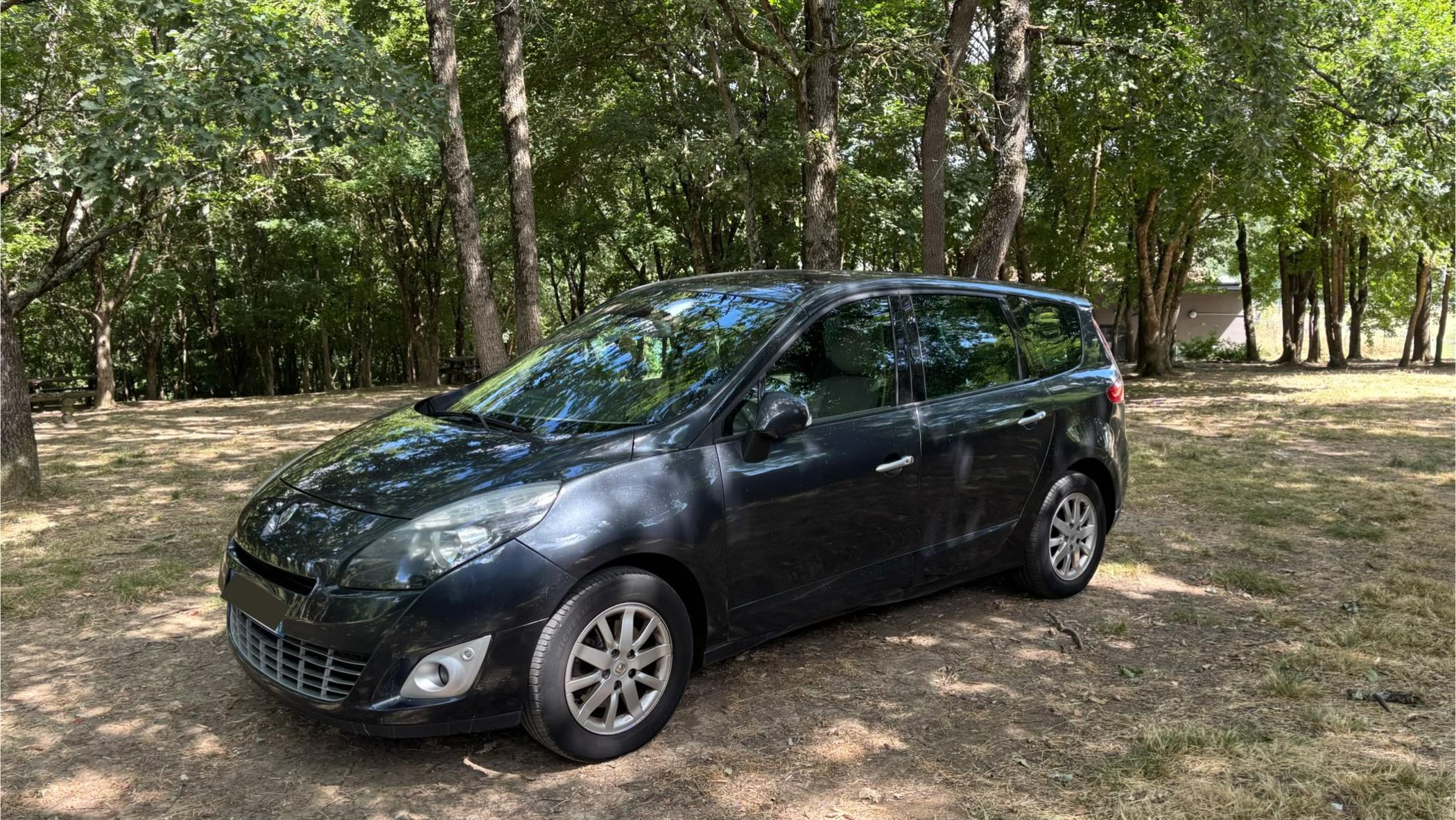 Renault GRAND SCENIC III 2013 à Toulouse