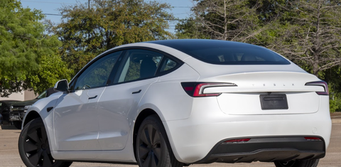 Tesla Model 3 2024