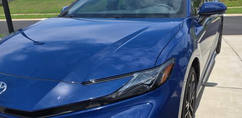 Toyota Camry Hybrid 2026
