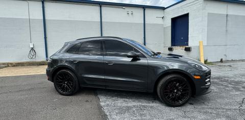 Porsche Macan 2021