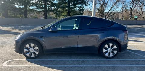Tesla Model Y 2022