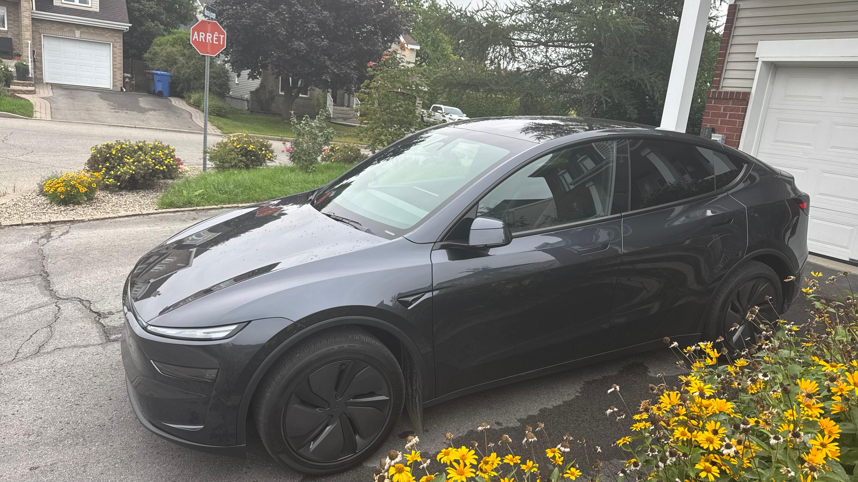 Tesla Model Y 2026 in Blainville, QC