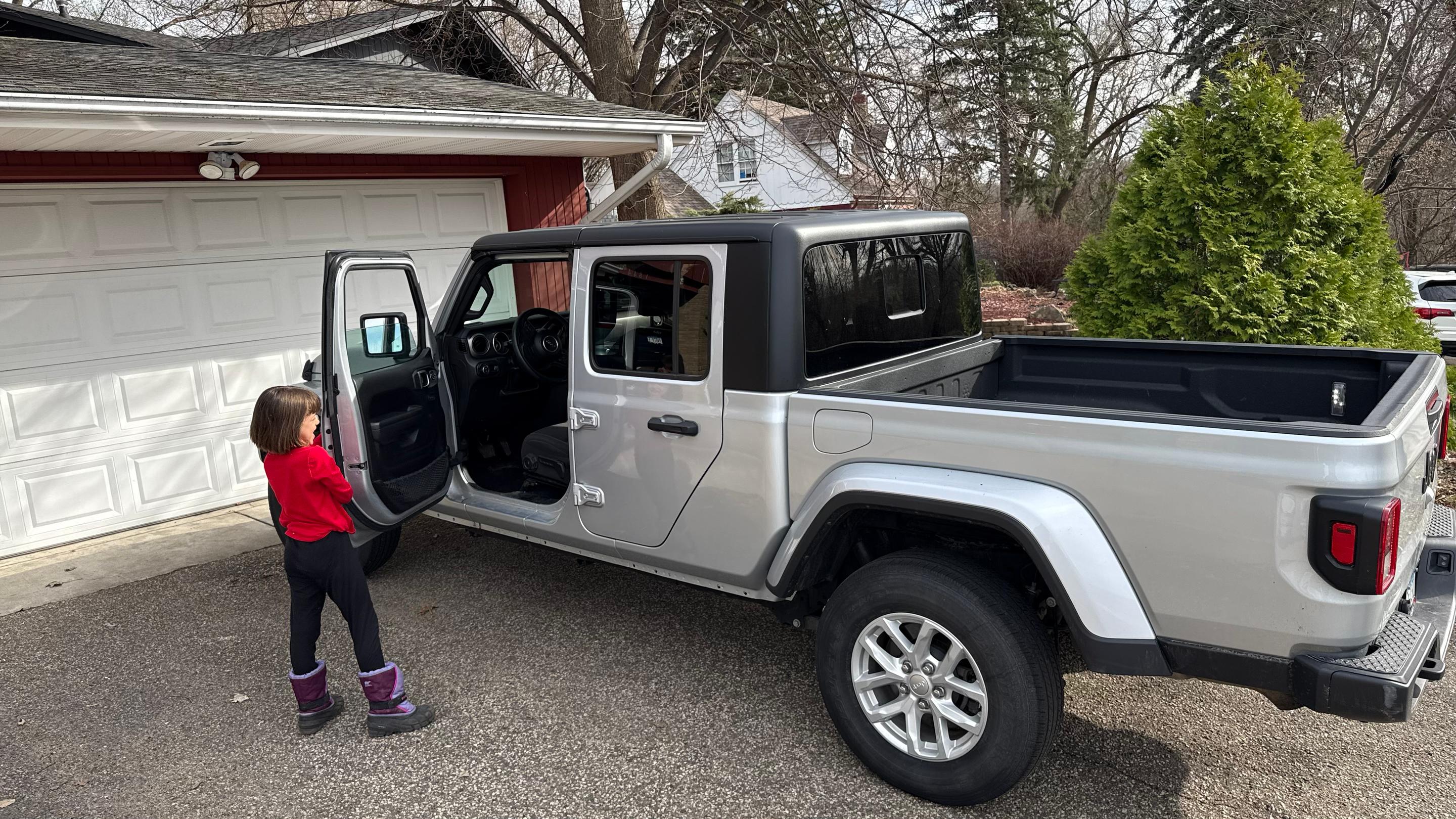 Jeep Gladiator 2023 in Golden Valley, MN