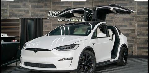 Tesla Model X 2022