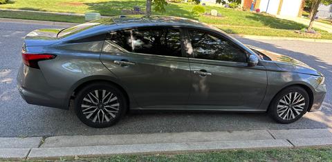 Nissan Altima 2023