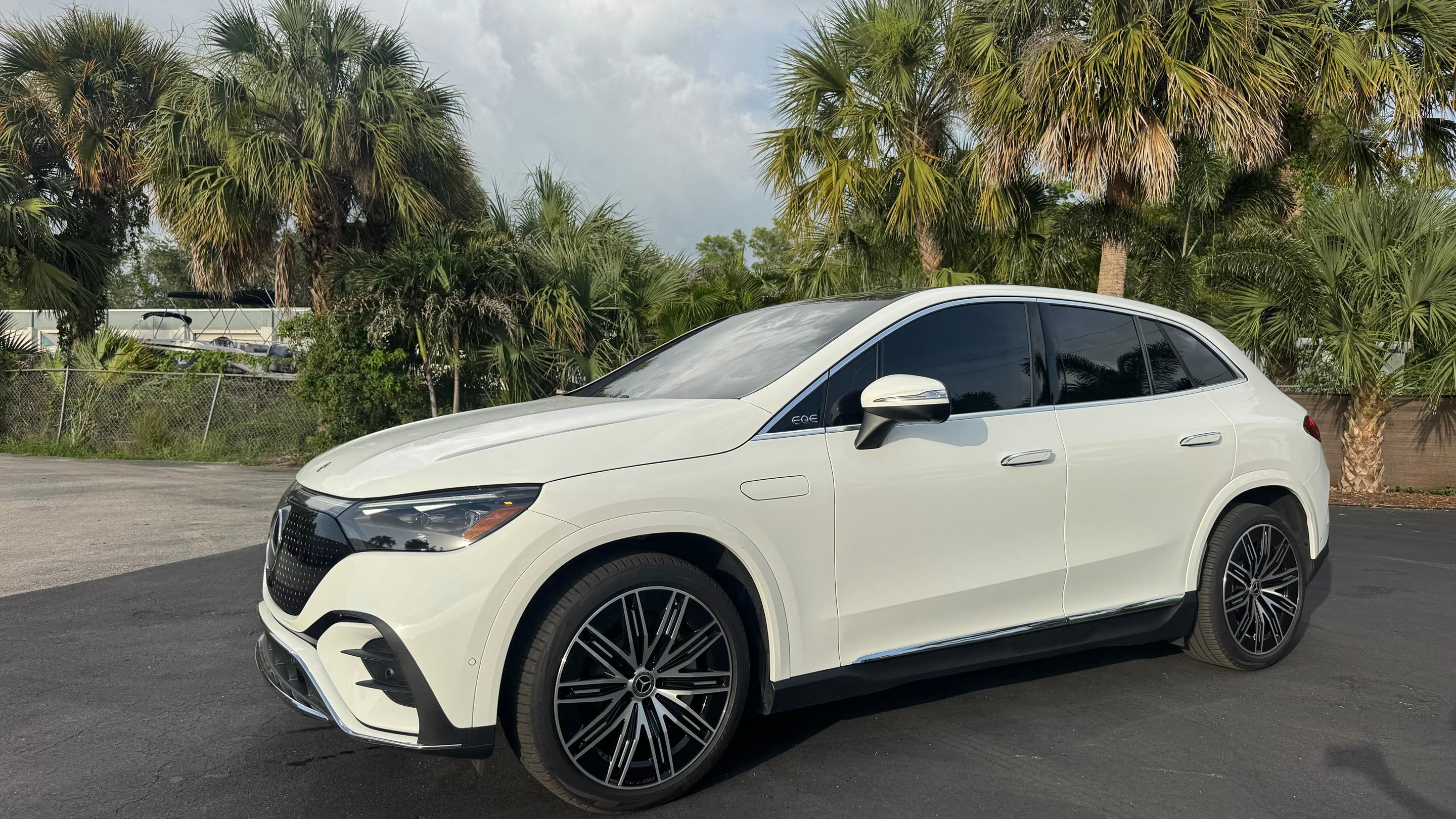 Mercedes-Benz EQE 2025 in Naples, FL