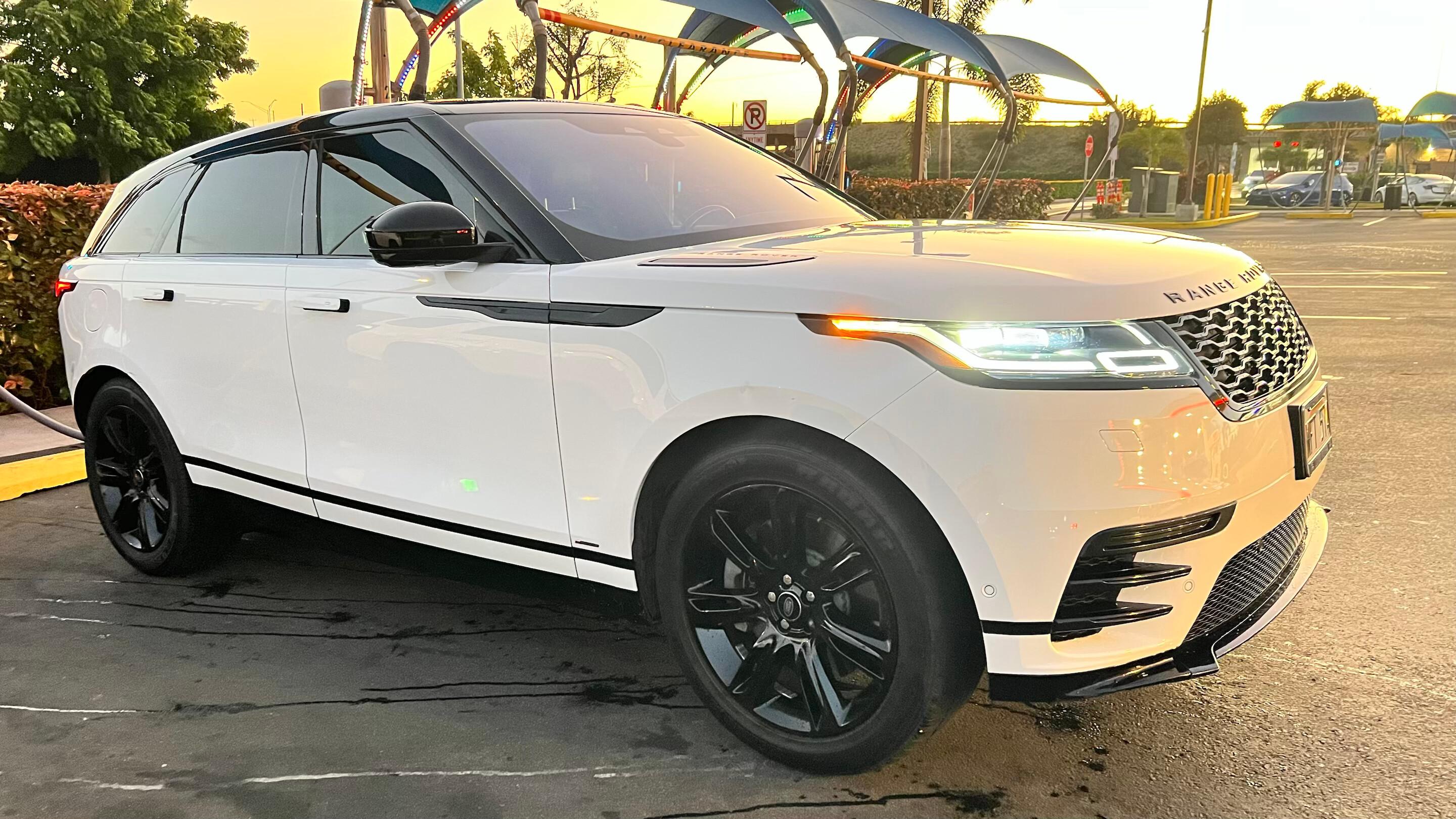 Land Rover Range Rover Velar 2021 in 