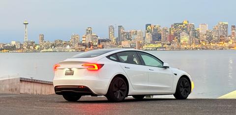 Tesla Model 3 2025