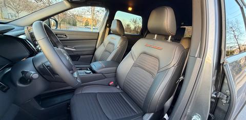Nissan Pathfinder 2025