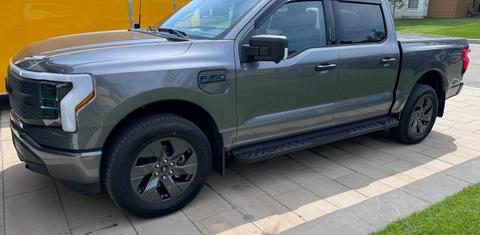 Ford F-150 Lightning 2024