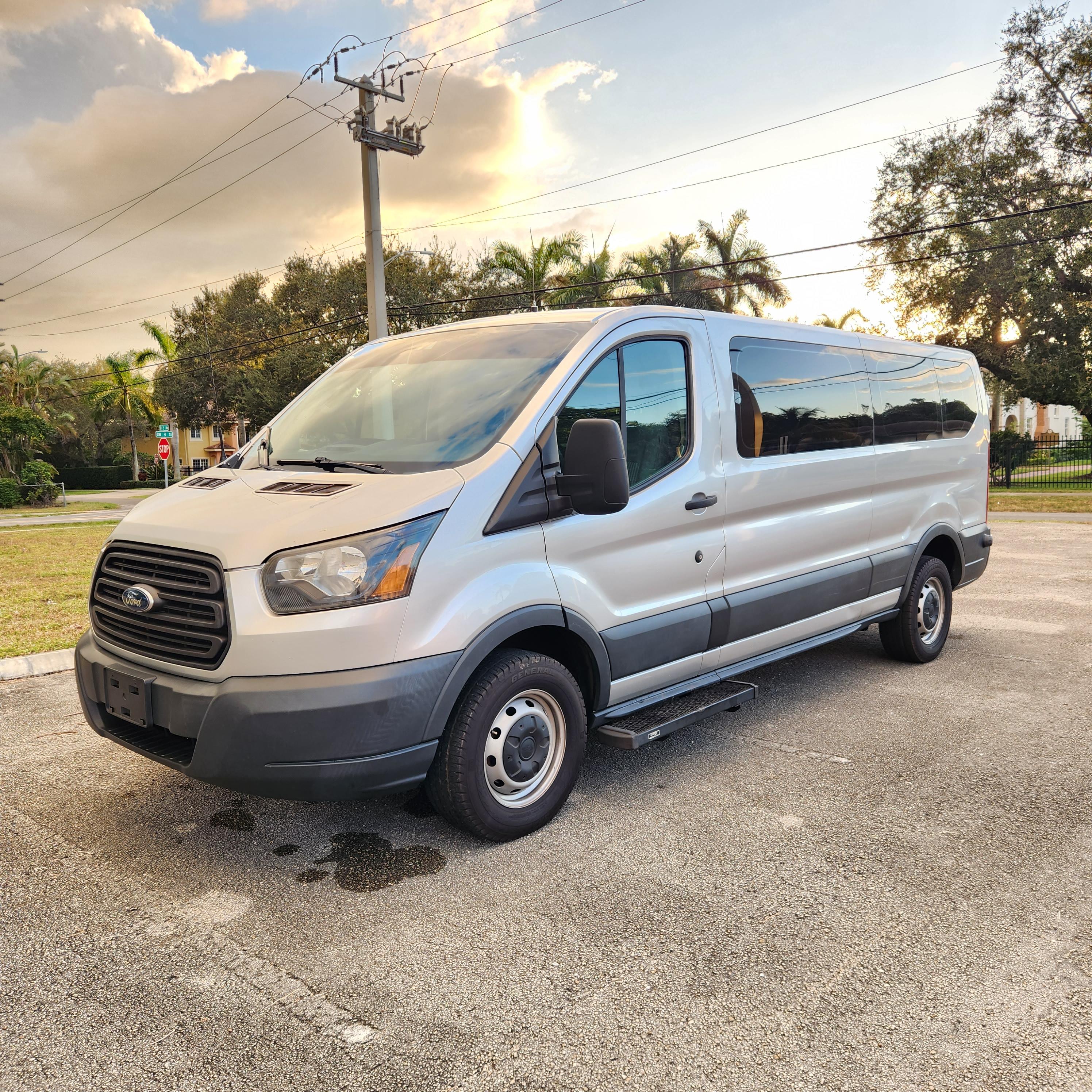 Ford Transit 2017 in 