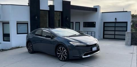 Toyota Prius Prime 2024