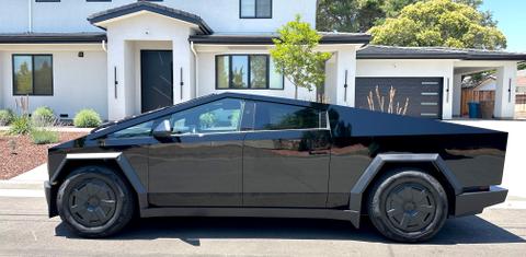 Tesla Cybertruck 2024