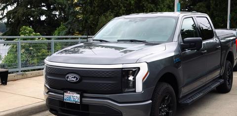 Ford F-150 Lightning 2025