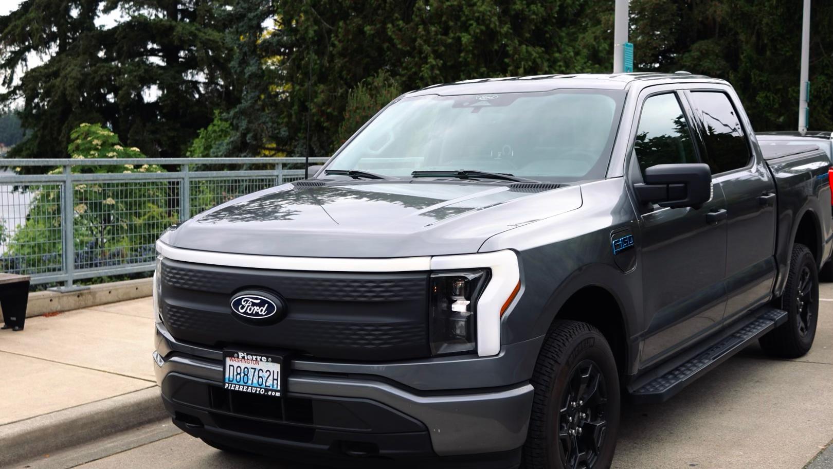 Ford F-150 Lightning 2025 in 