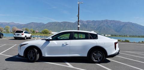 Kia K4 2025