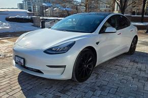 Tesla Model 3 2020 in West New York