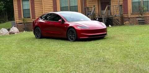 Tesla Model 3 2024