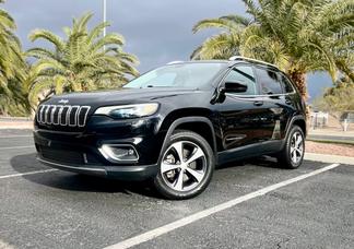 Jeep Cherokee car