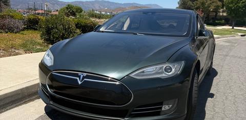 Tesla Model S 2014