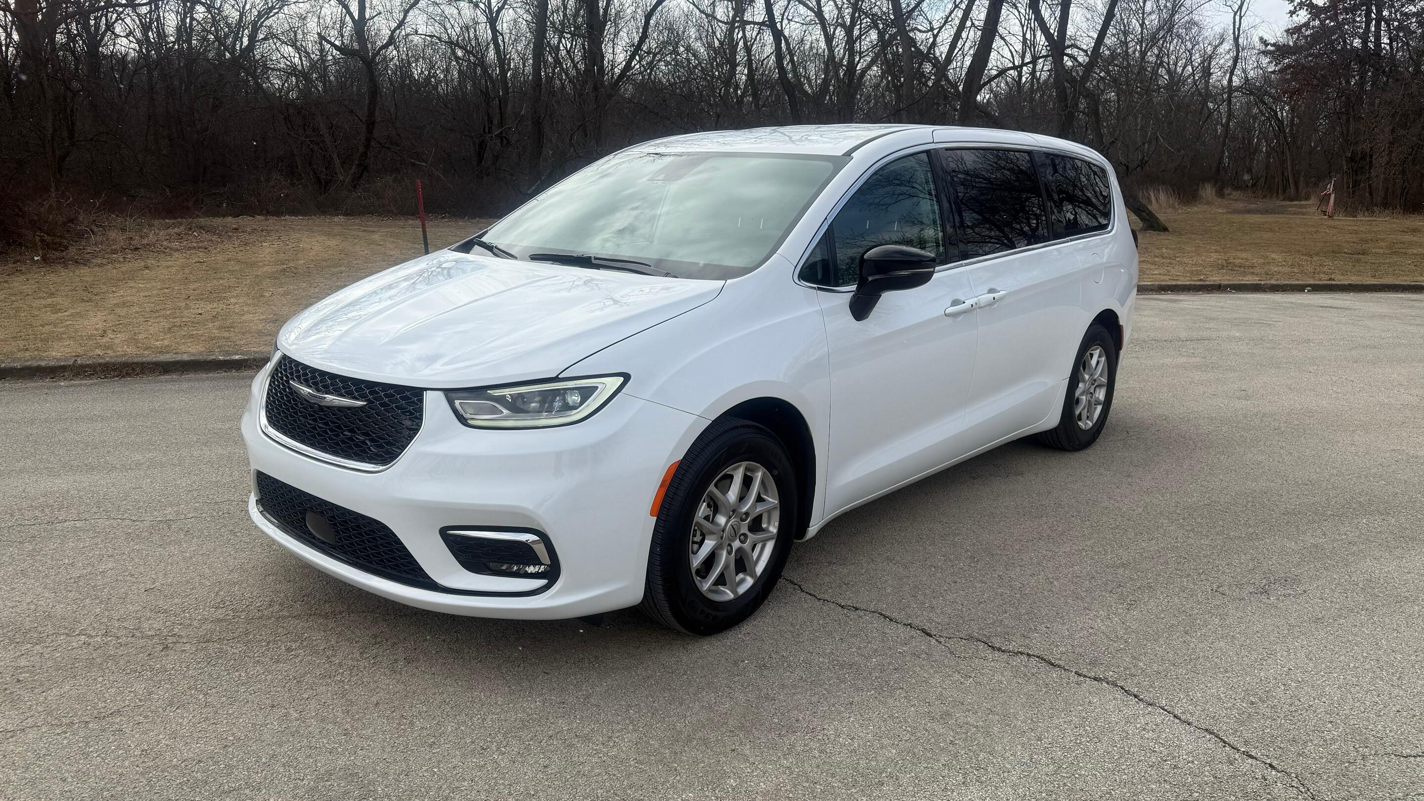 Chrysler Pacifica 2024 in Norridge, IL
