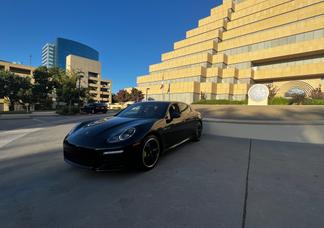 Porsche Panamera car