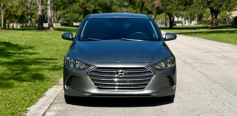 Hyundai Elantra 2017