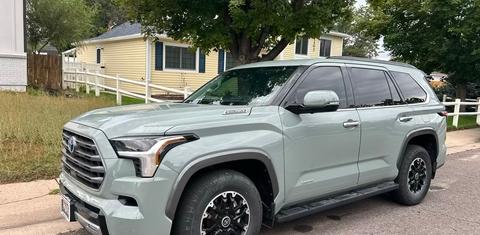 Toyota Sequoia 2023