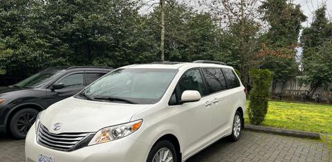 Toyota Sienna 2012
