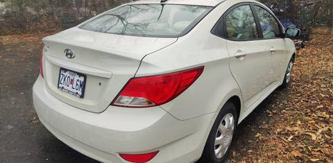 Hyundai Accent 2015