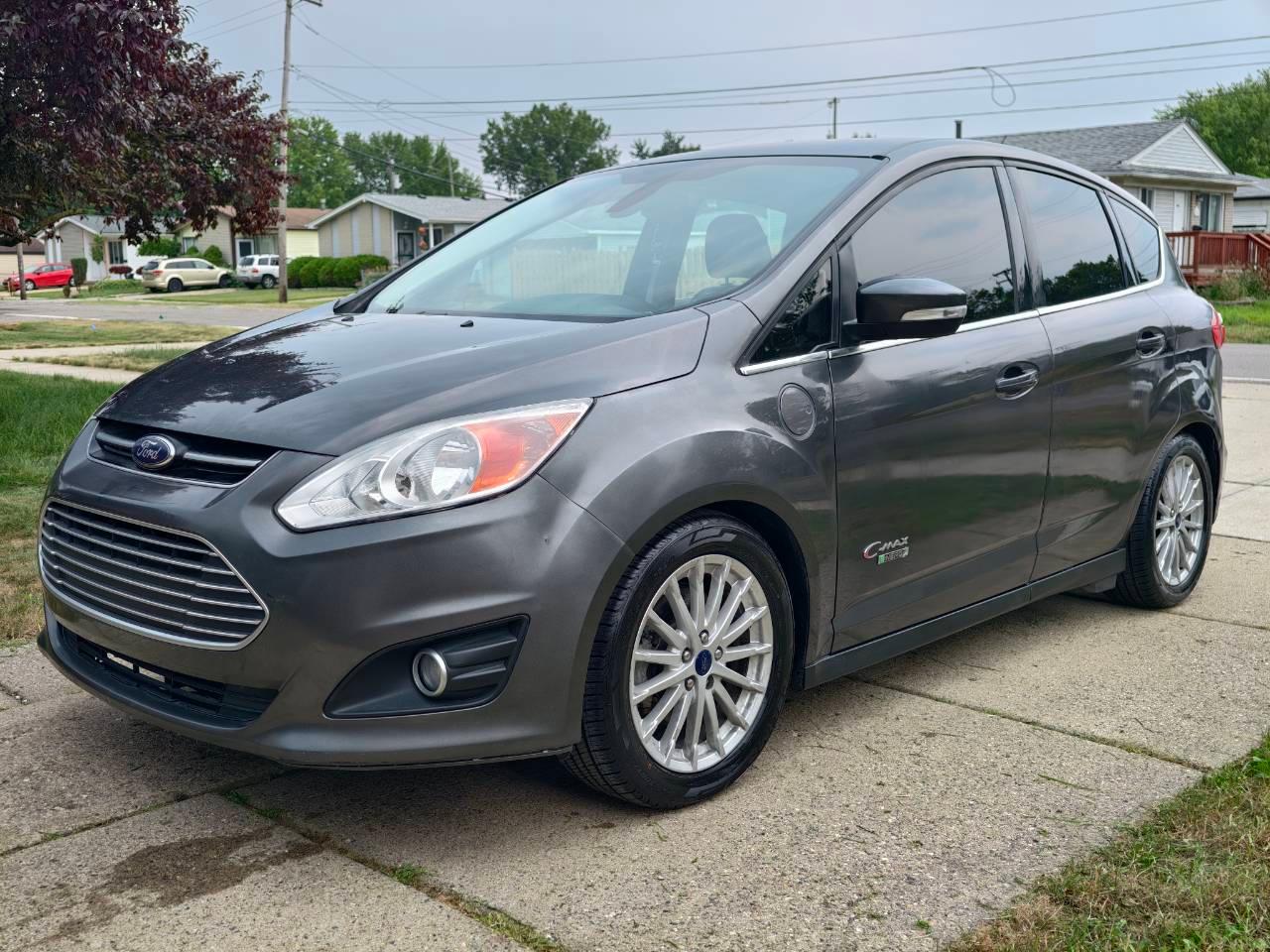 Ford C-Max Energi 2016 in Clinton Township, MI