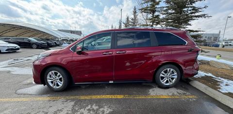 Toyota Sienna 2024
