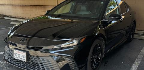 Toyota Camry Hybrid 2025