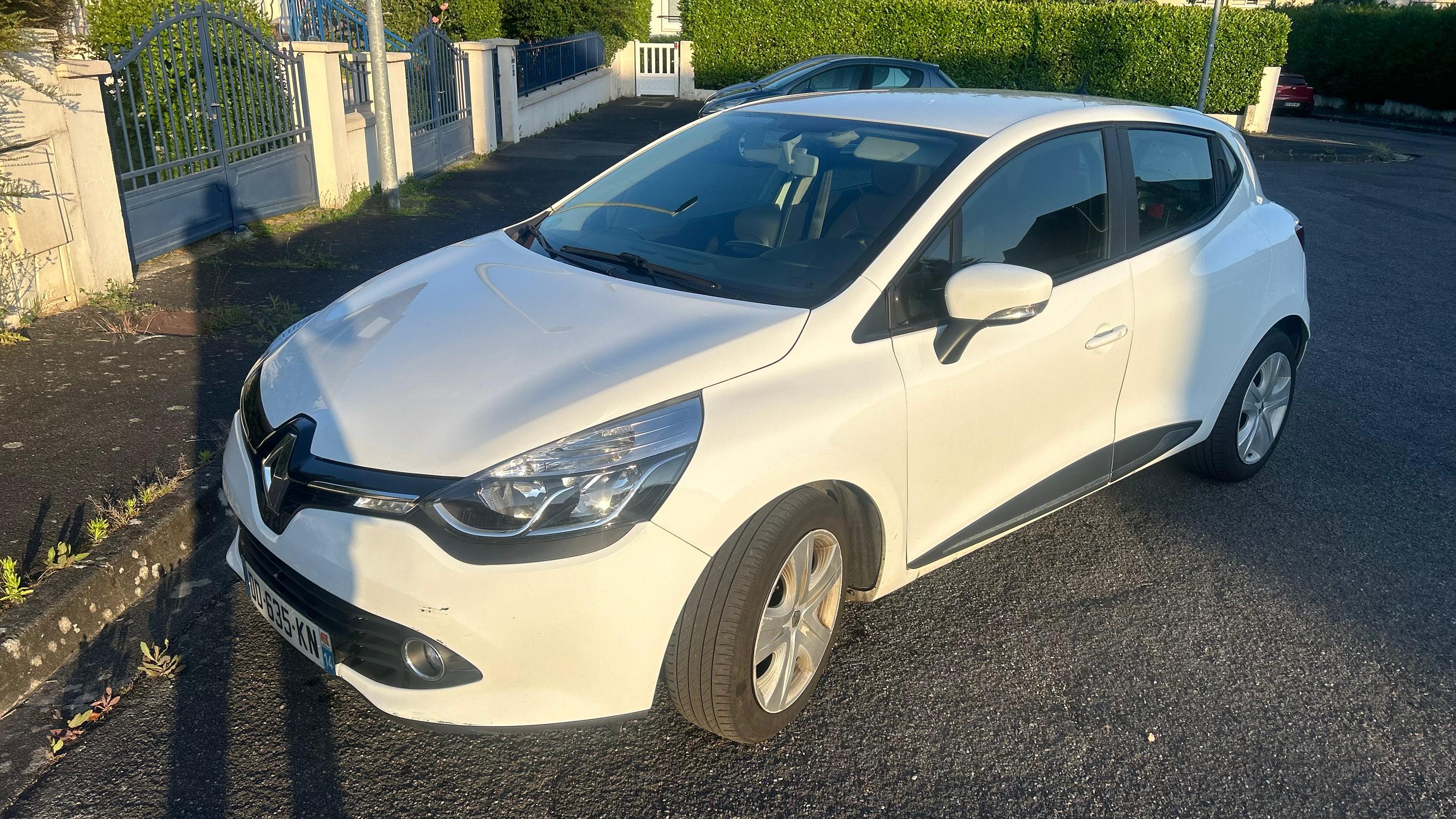 Renault CLIO IV 2014 à Caen