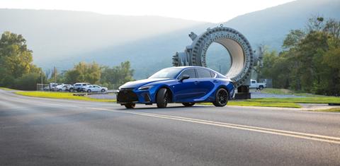 Lexus IS 2021
