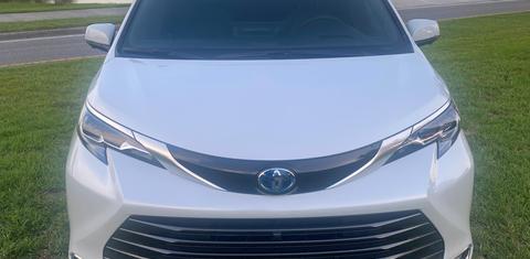 Toyota Sienna 2025