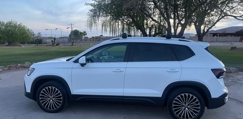 Volkswagen Taos 2025