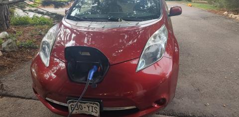 Nissan LEAF 2013