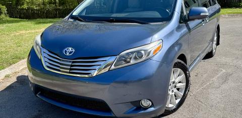 Toyota Sienna 2016