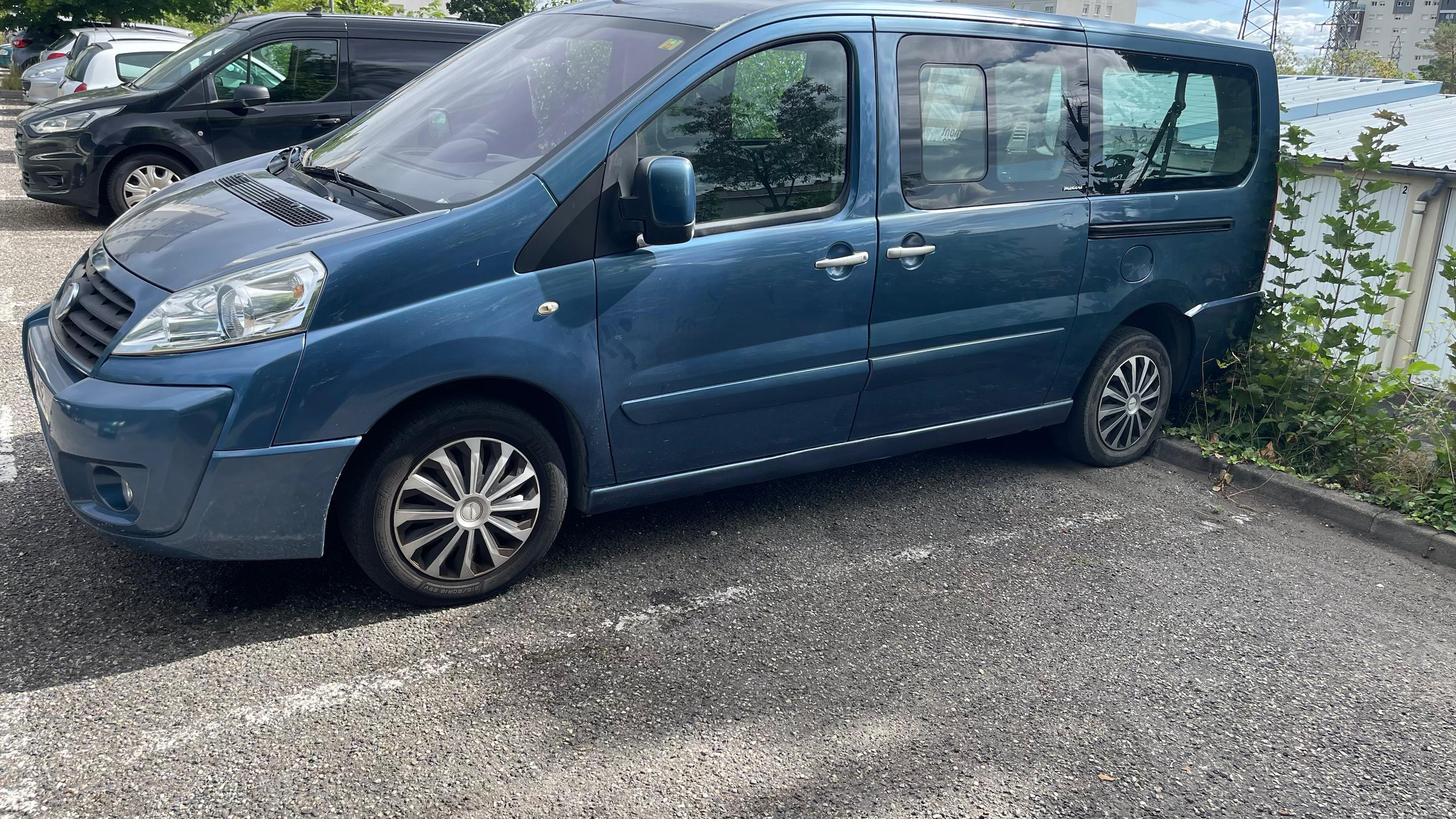 FIAT SCUDO 2009 à Clermont-Ferrand