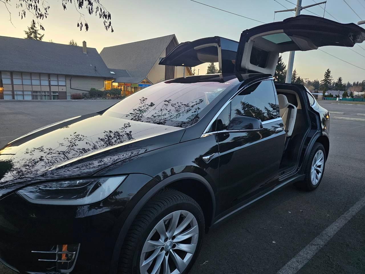 Tesla Model X 2018 in 