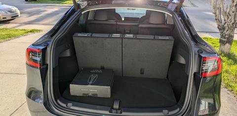 Tesla Model Y 2024