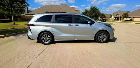 Toyota Sienna 2024