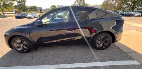 Tesla Model Y 2026