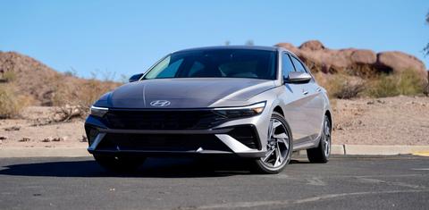 Hyundai Elantra 2025