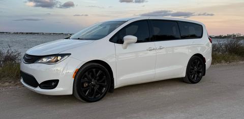 Chrysler Pacifica 2018