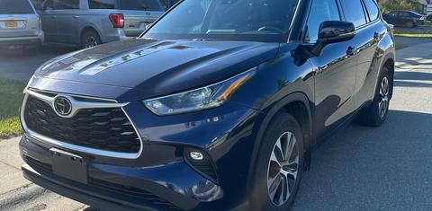 Toyota Highlander 2021