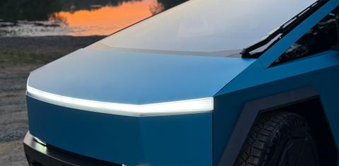 Tesla Cybertruck 2025