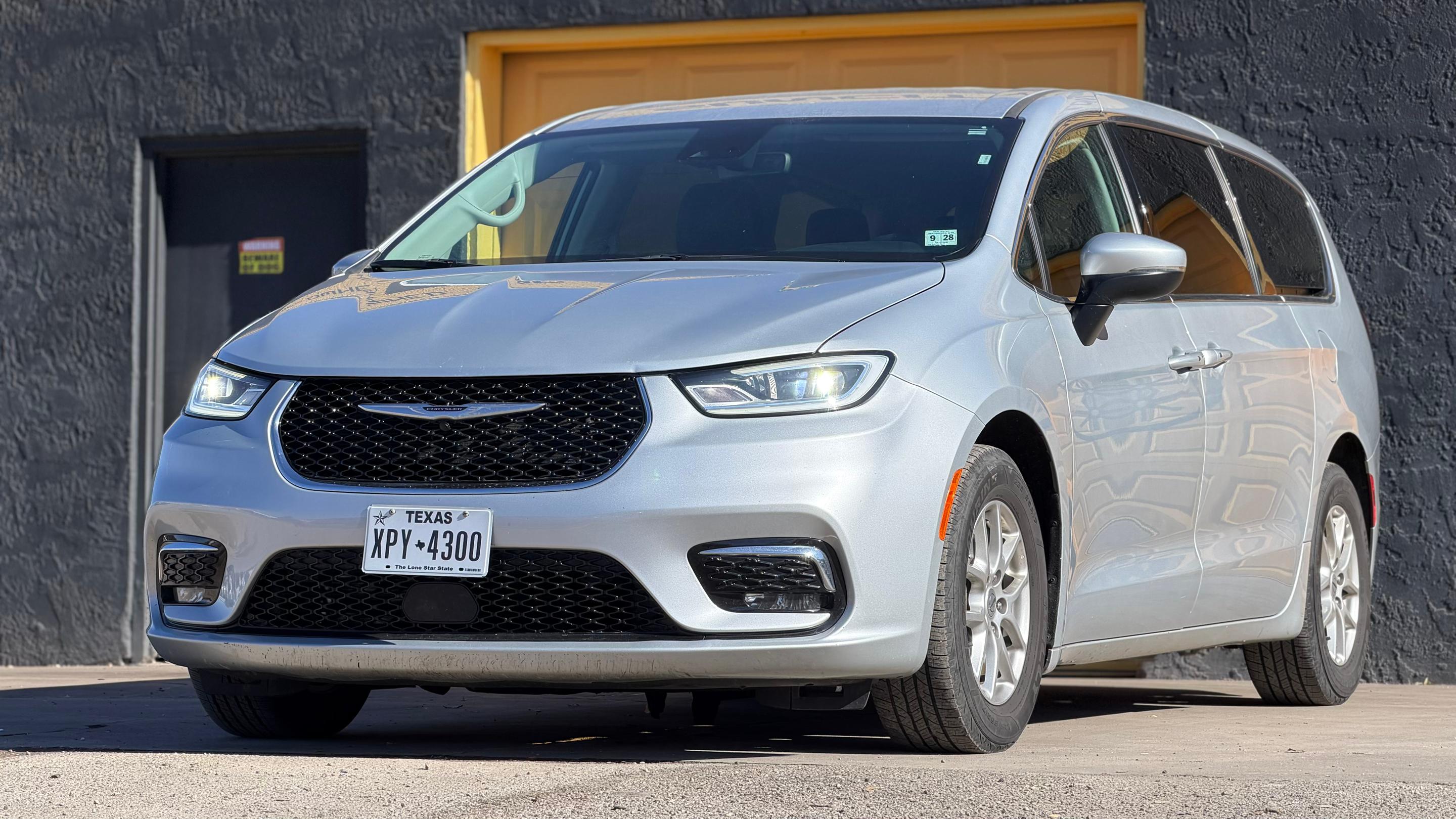 Chrysler Pacifica 2023 in Lubbock, TX